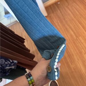 Long sleeves blue top